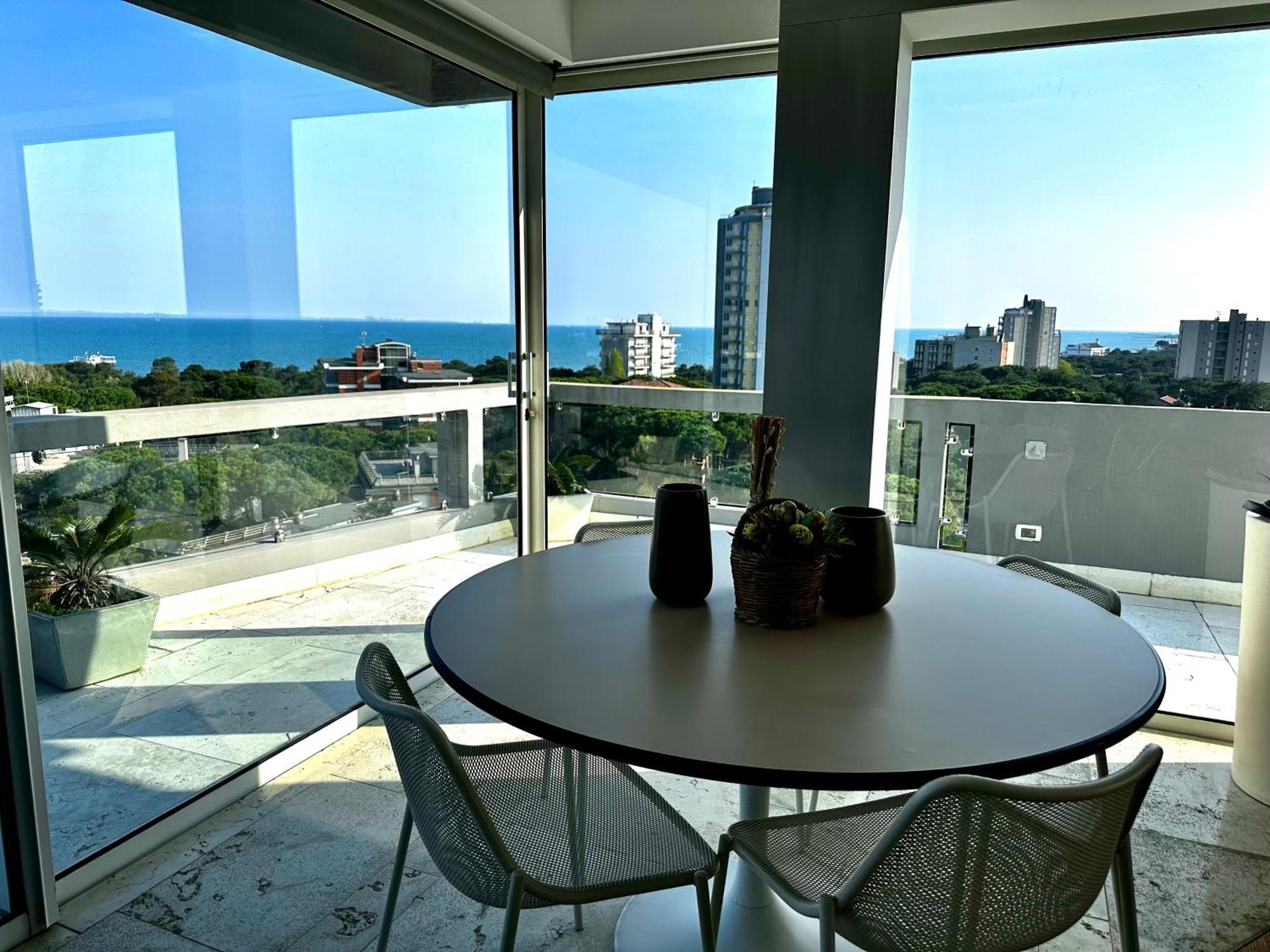 Penthouse Bellavista Apartment ลินญาโน ซับเบียโดโร ภายนอก รูปภาพ