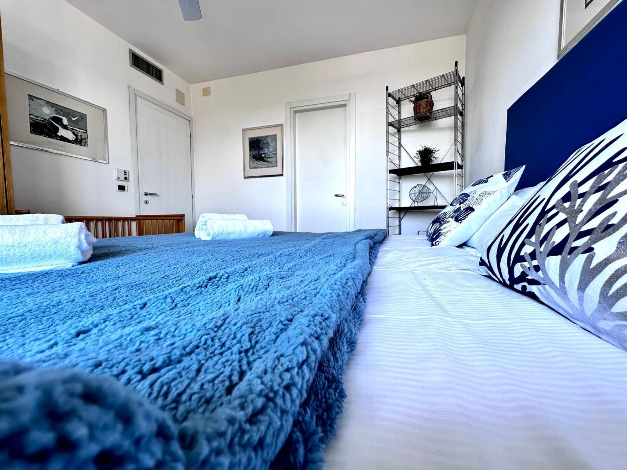 Penthouse Bellavista Apartment ลินญาโน ซับเบียโดโร ภายนอก รูปภาพ