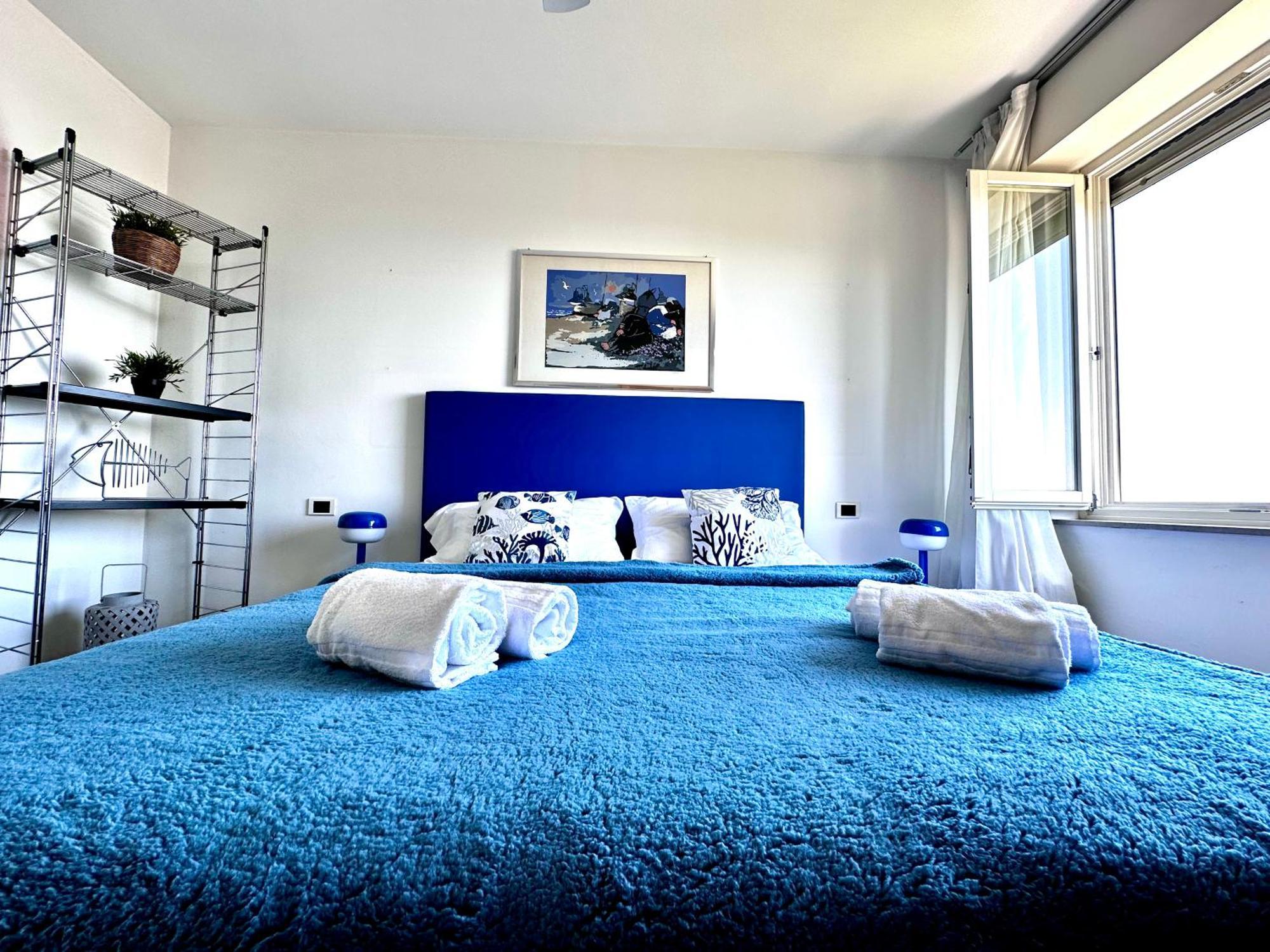 Penthouse Bellavista Apartment ลินญาโน ซับเบียโดโร ภายนอก รูปภาพ